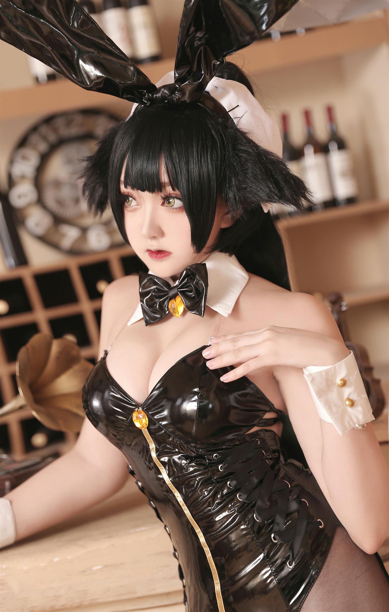 恩田直幸 獒女郎 [41P-301MB]