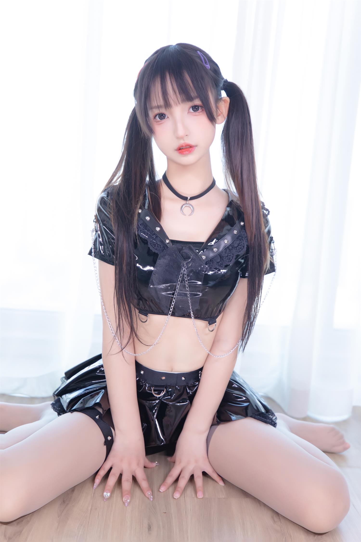 神楽坂真冬 VOL.080 魔女的课后辅导 [75P-191MB]