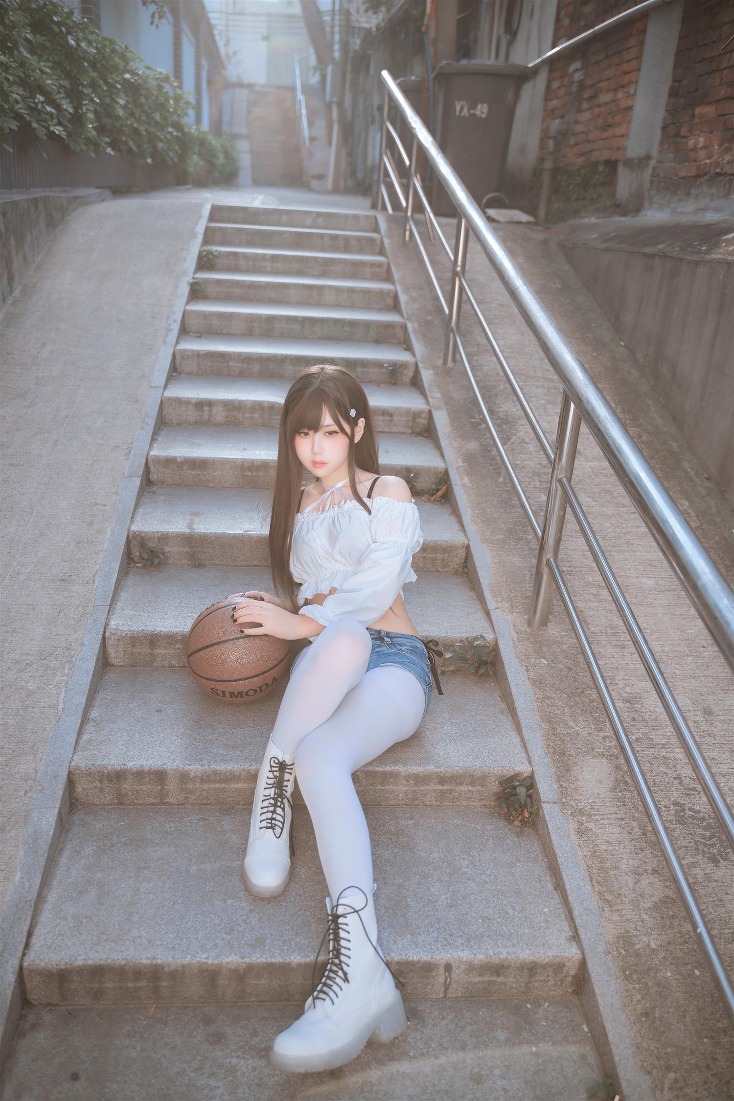 萌芽儿o0 邻家小恶魔 [47P1V-426MB]