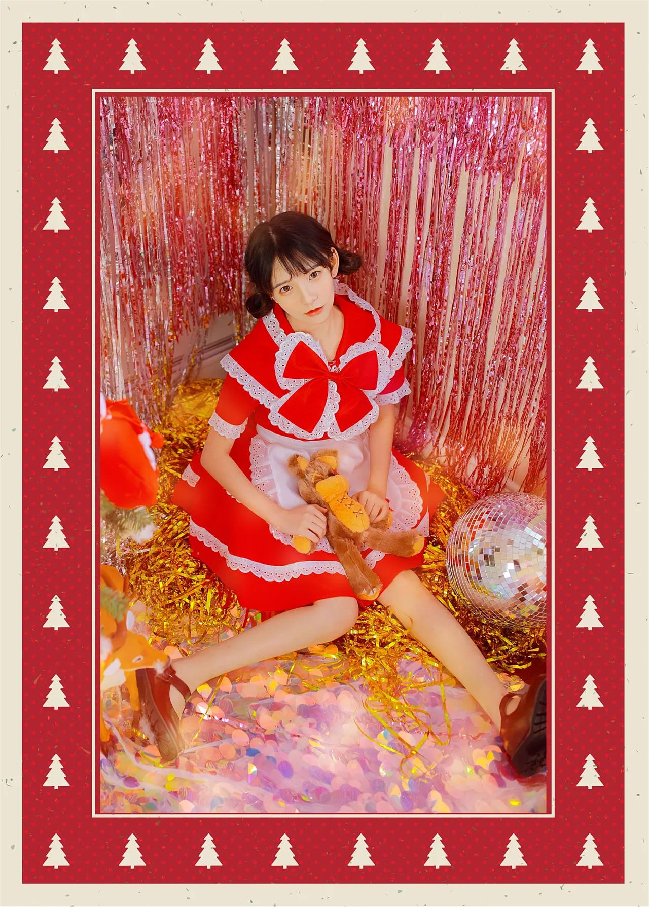 赵小臭 安妮圣诞 [14P-21MB]