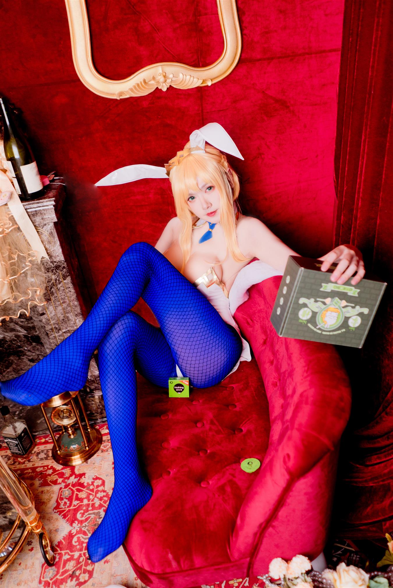 樱了个乃乃乃子 兔女郎恰饭 [15P-283MB]