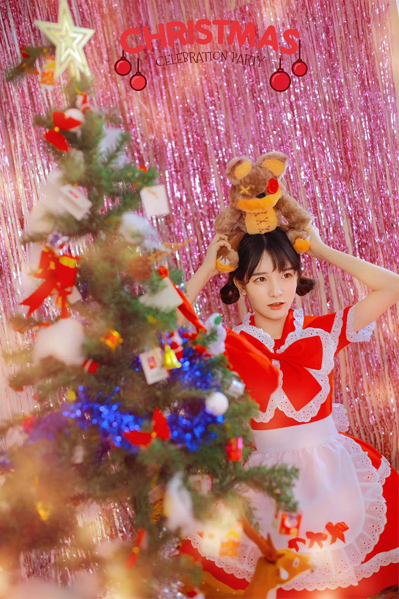 赵小臭 安妮圣诞 [14P-21MB]