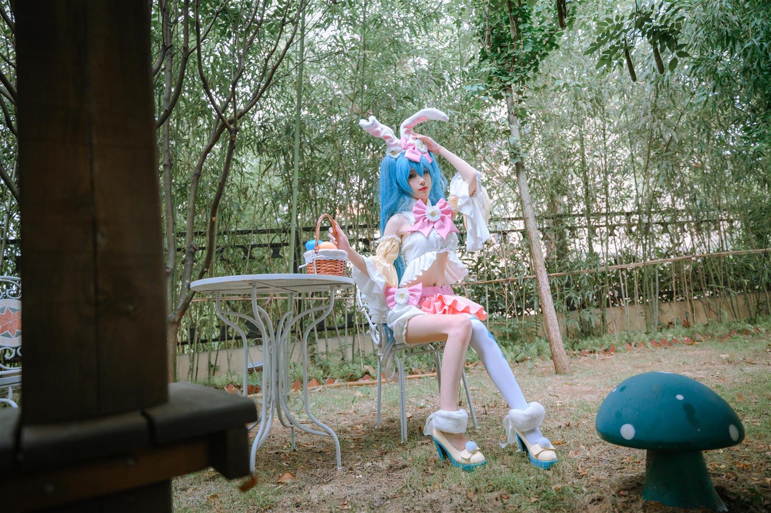 妖君白研 VOCOLOID COS正片 MIKU初音未来小兔子 [13P-131MB]