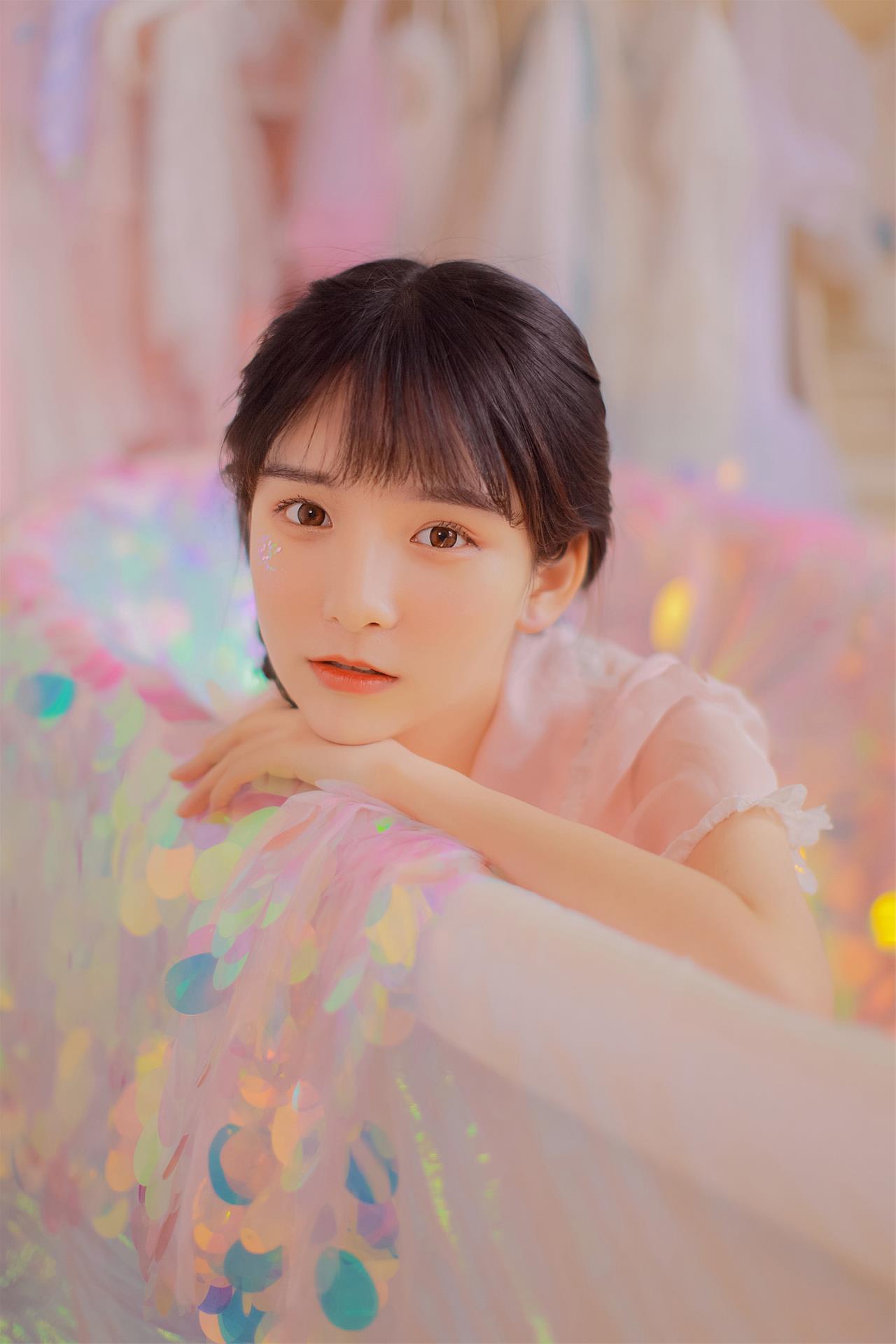 赵小臭 粉红色的夢 [16P-9MB]