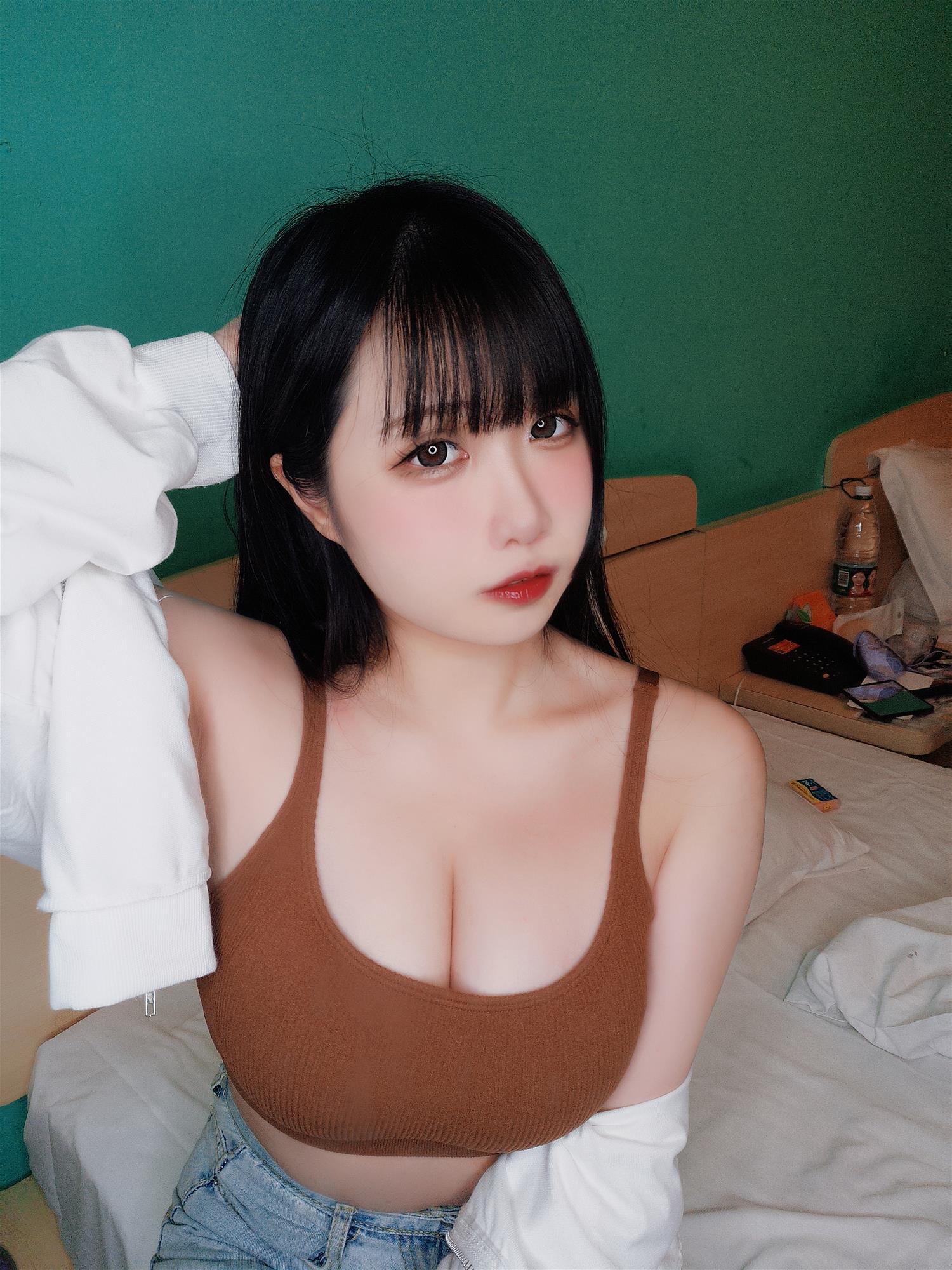 贞子蜜桃 运动内搭 [10P1V-320MB]