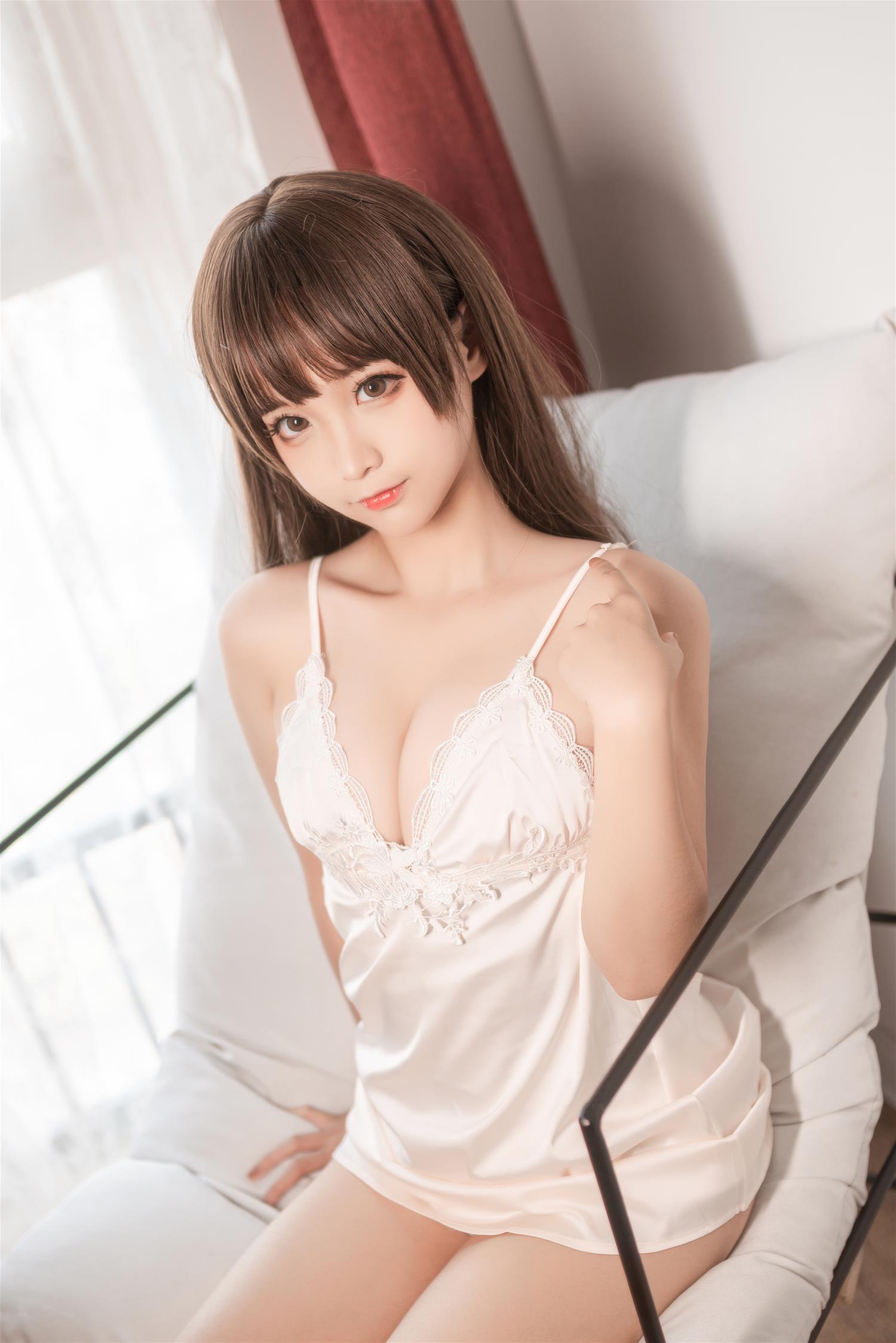 蠢沫沫 沫沫真爱版 日常睡裙 [40P-325MB]