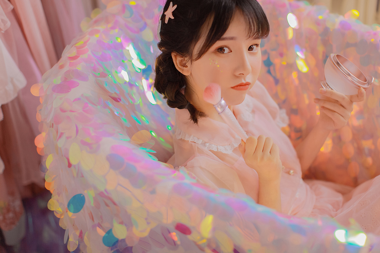 赵小臭 粉红色的夢 [16P-9MB]