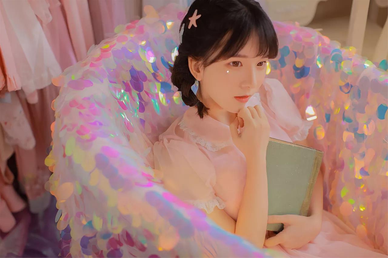 赵小臭 粉红色的夢 [16P-9MB]