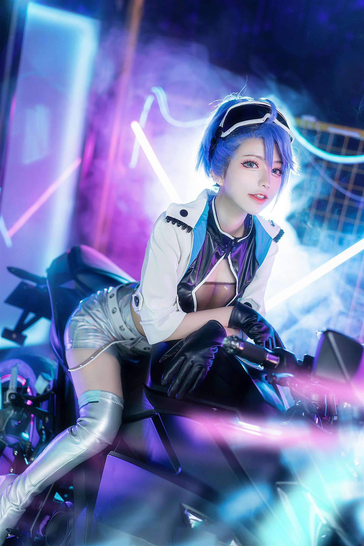 六二二同学 机车少女 [13P-38MB]