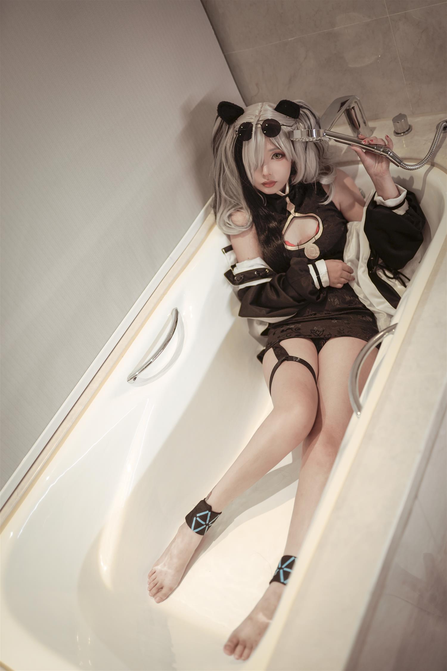 比卡球丘 食铁兽 [17P-130MB]