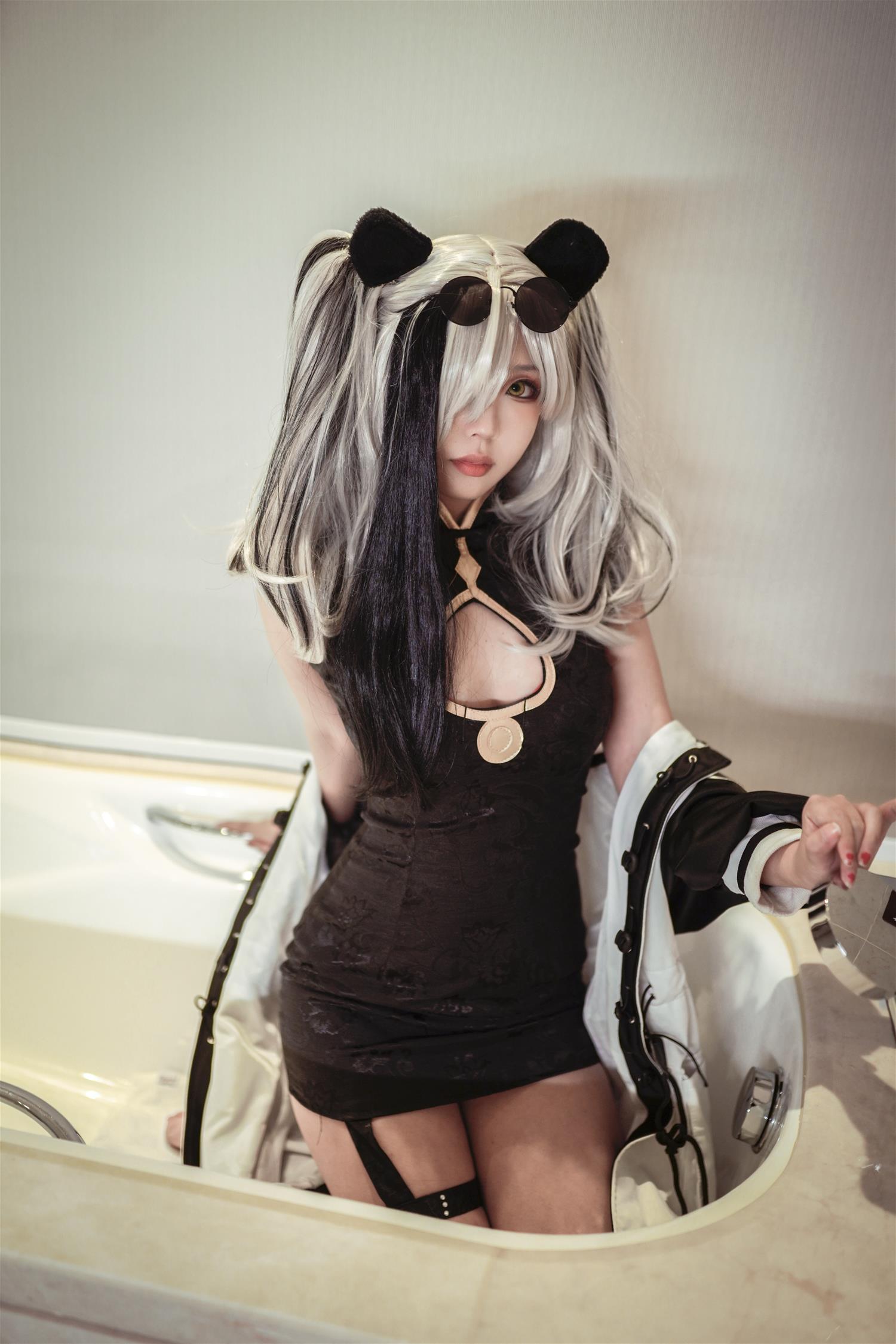 比卡球丘 食铁兽 [17P-130MB]