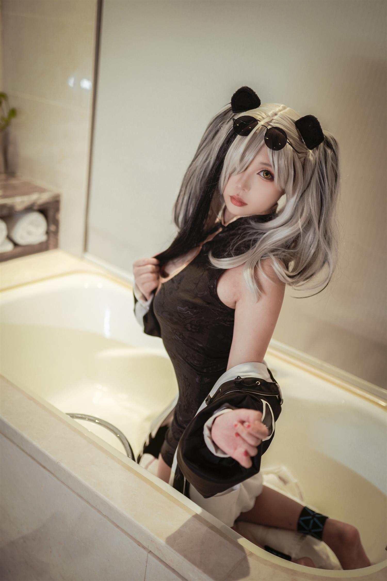 比卡球丘 食铁兽 [17P-130MB]