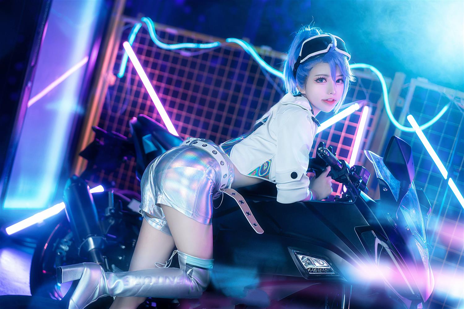 六二二同学 机车少女 [13P-38MB]