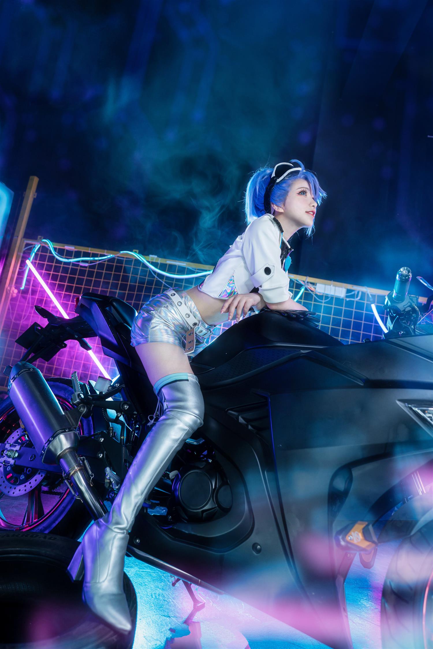 六二二同学 机车少女 [13P-38MB]