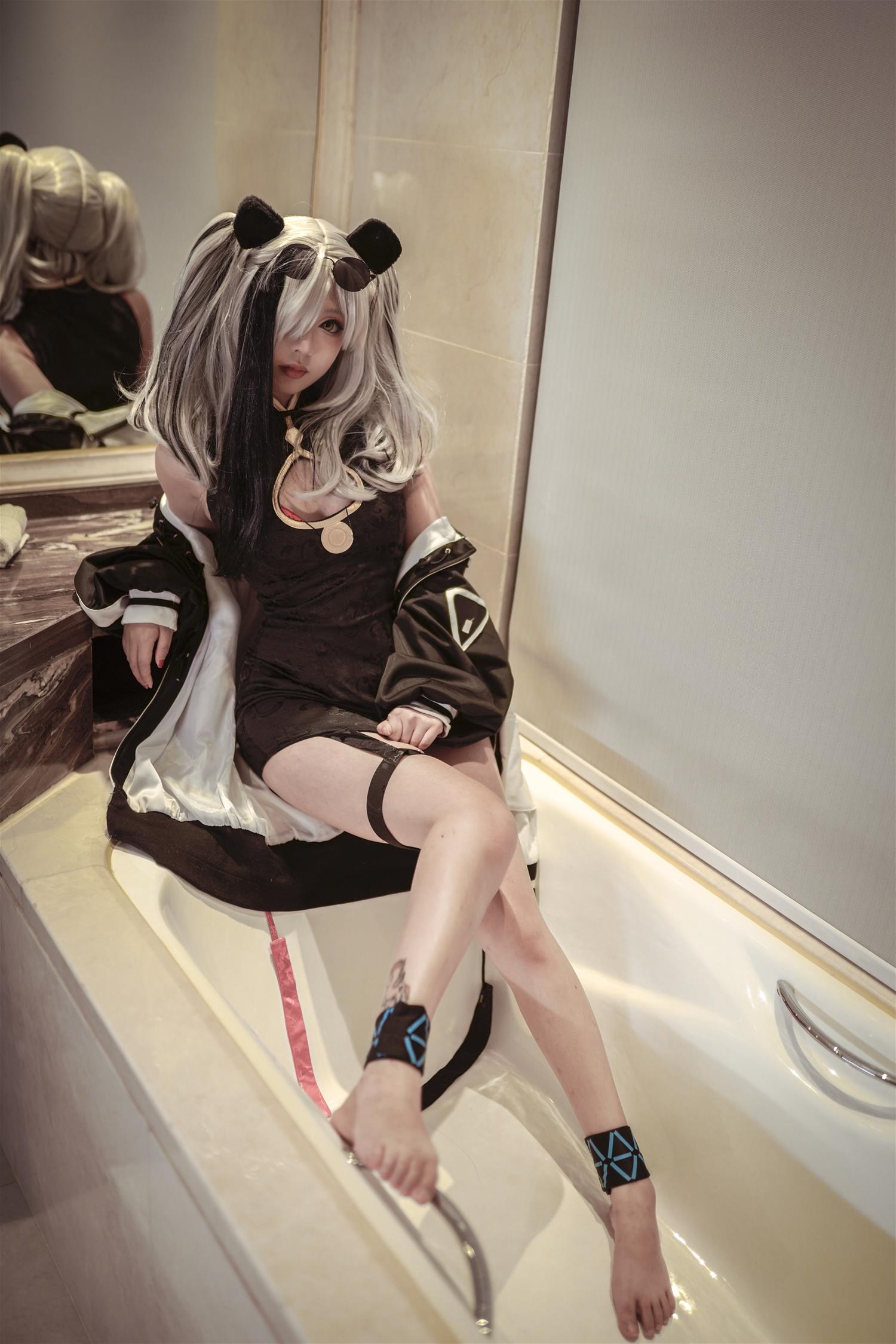 比卡球丘 食铁兽 [17P-130MB]