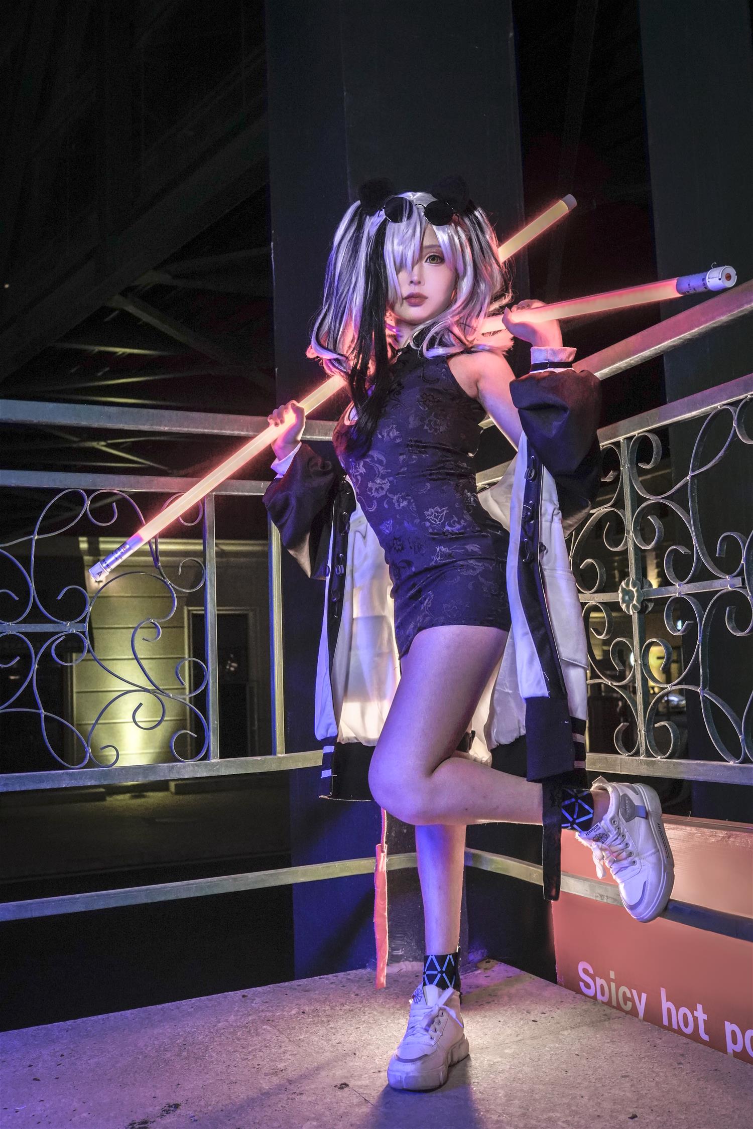 比卡球丘 食铁兽 [17P-130MB]