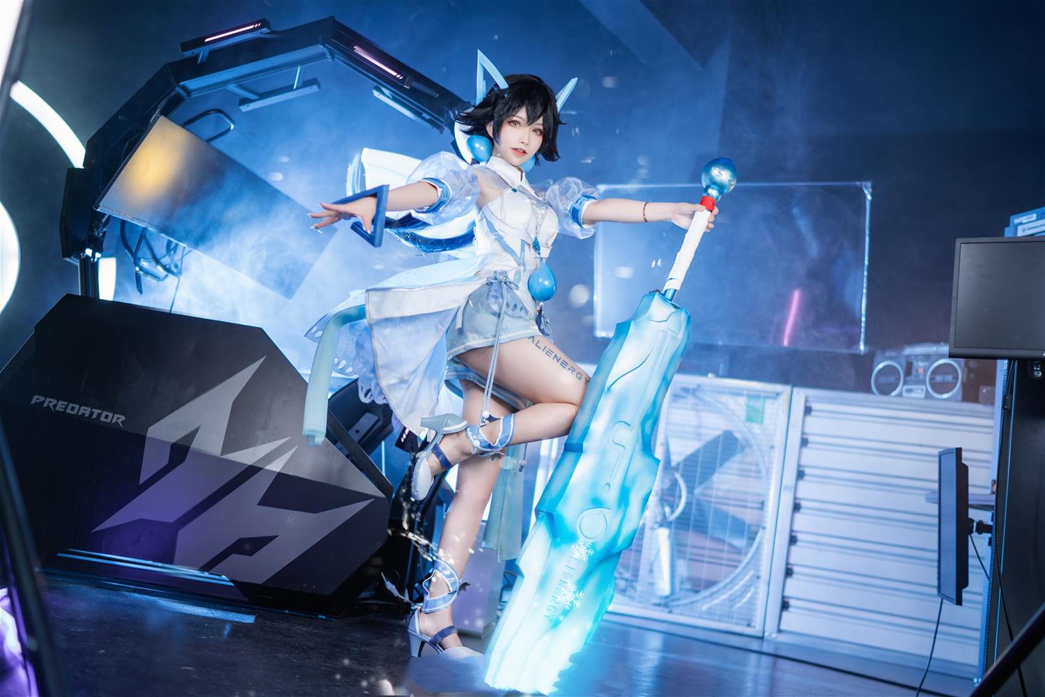 六二二同学 鹿昭依 [13P-33MB]