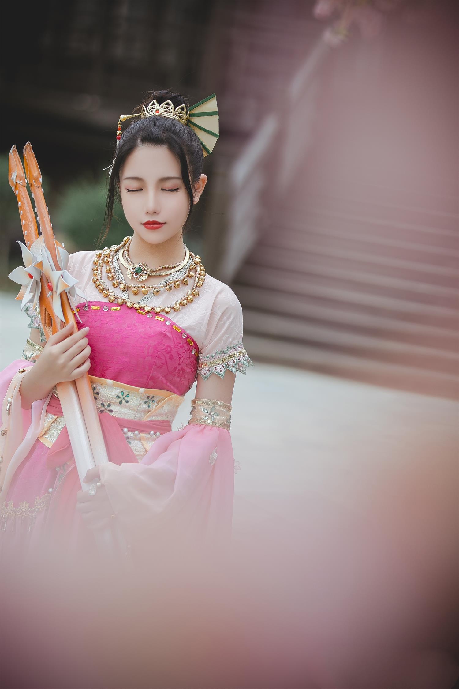 九疑 轻罗 秀娘 [12P-76MB]