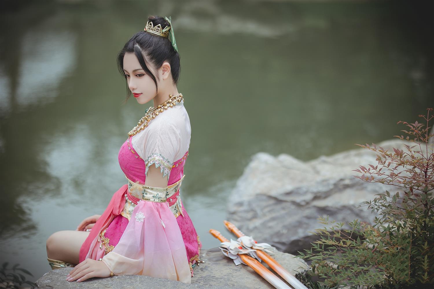 九疑 轻罗 秀娘 [12P-76MB]