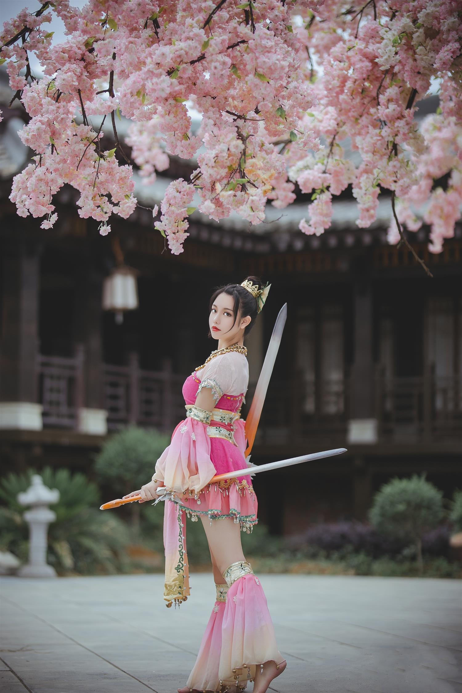 九疑 轻罗 秀娘 [12P-76MB]