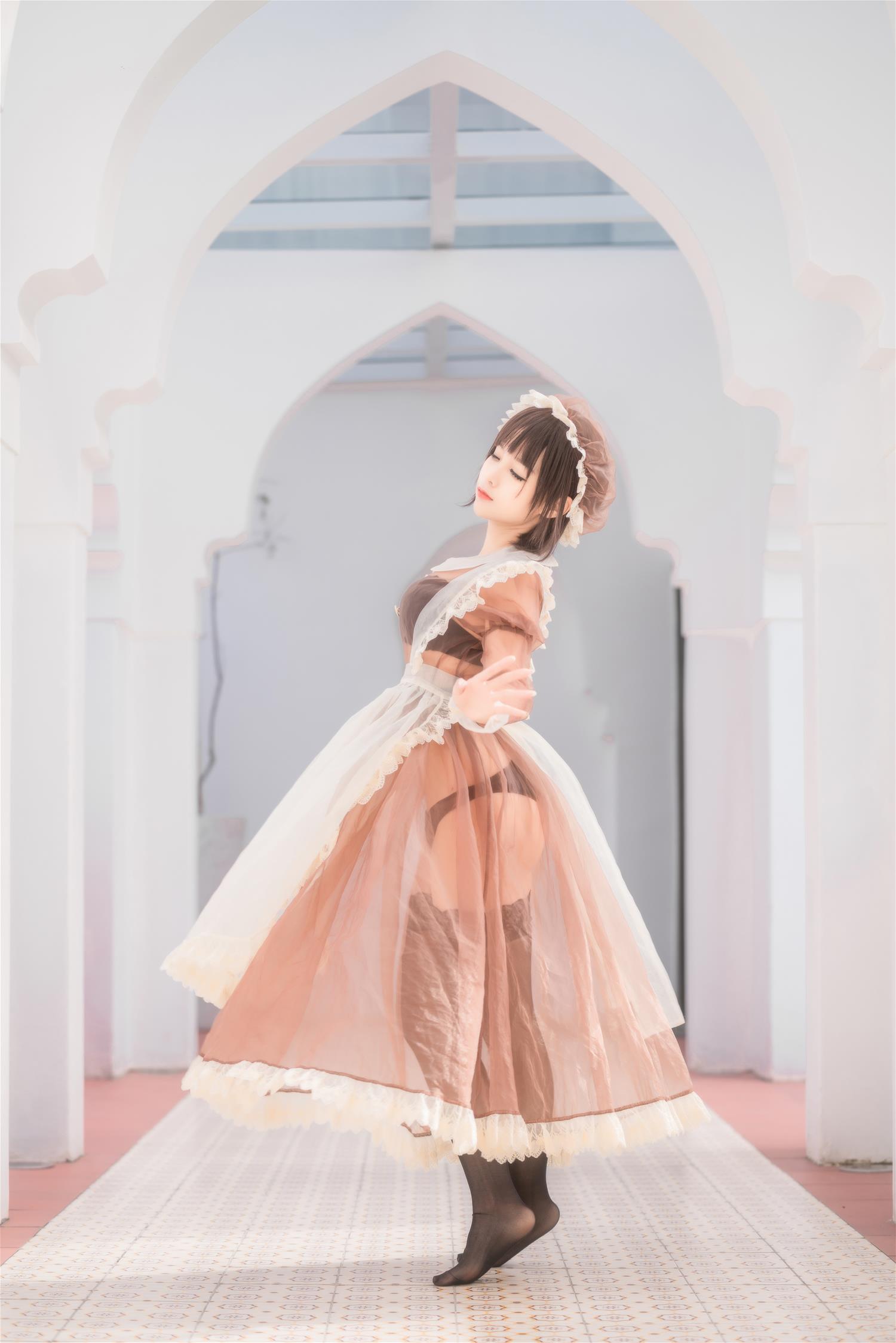 蠢沫沫 沫沫真爱版 纱-室外女仆 [40P-560MB]