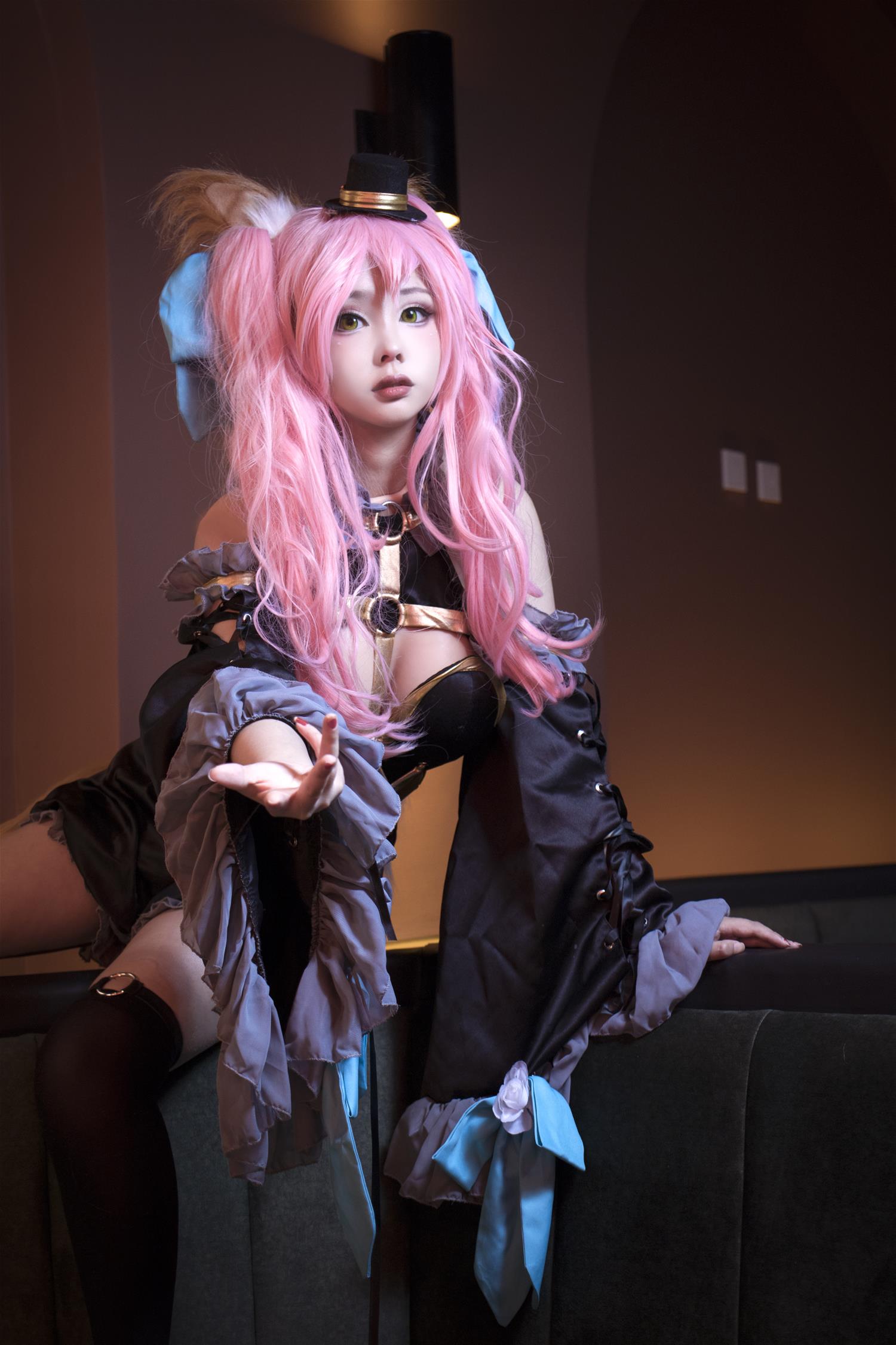 比卡球丘 玉藻前魔法师 [16P-198MB]