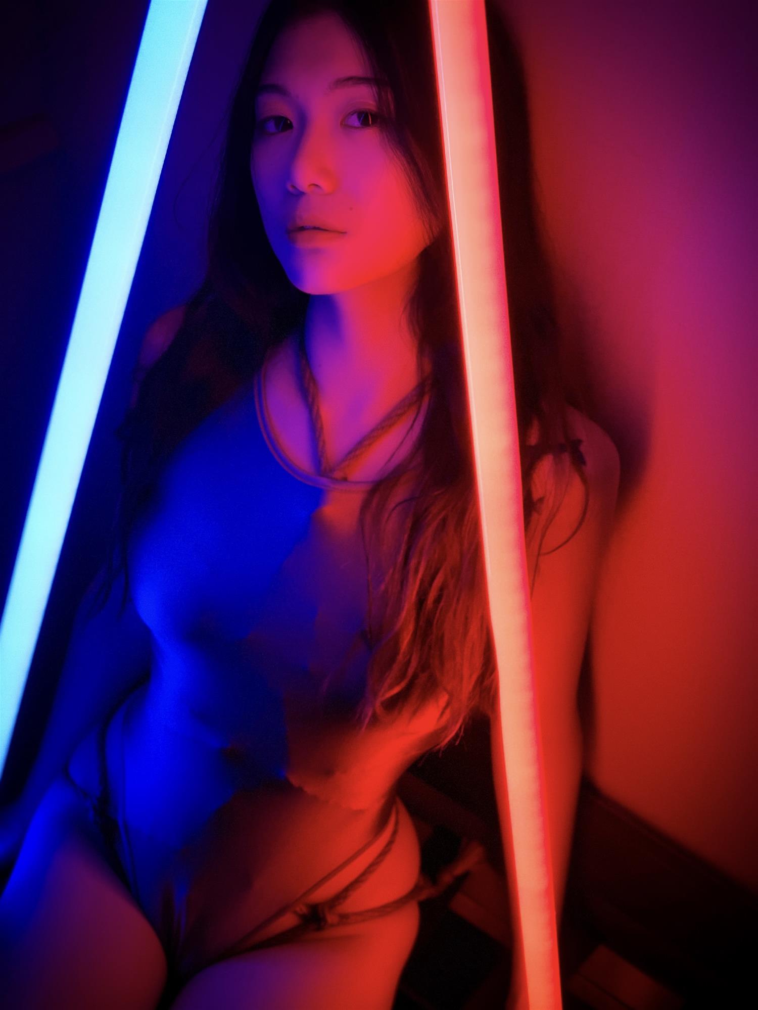 一米八的大梨子 捆绑泳衣 [9P-7MB]