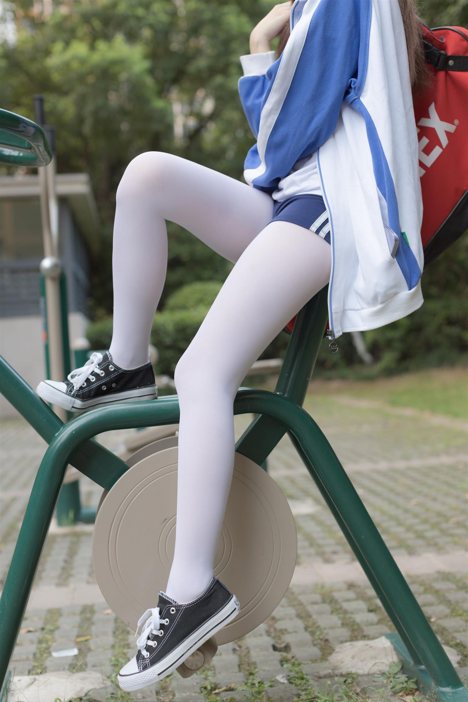 森萝财团 無料-006 鹿可 户外体操服 [19P-243MB]