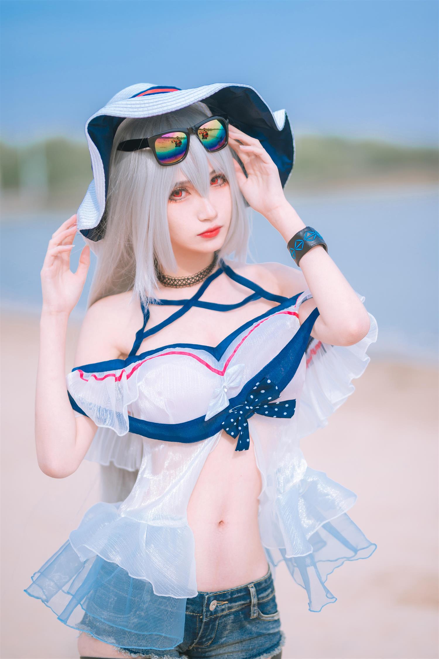 妖君白研 明日方舟斯卡蒂 COS正片 [13P-58MB]