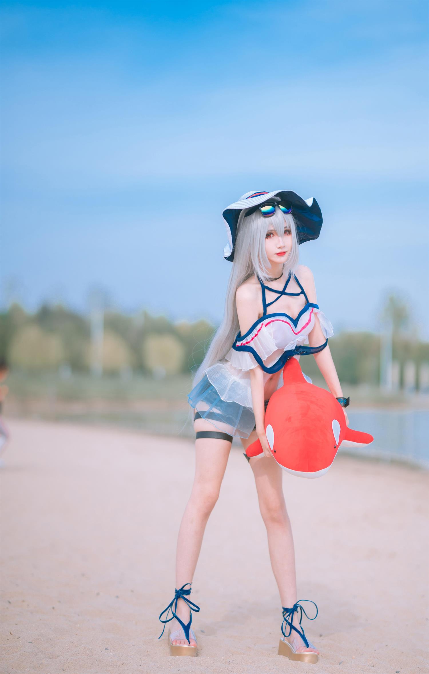 妖君白研 明日方舟斯卡蒂 COS正片 [13P-58MB]