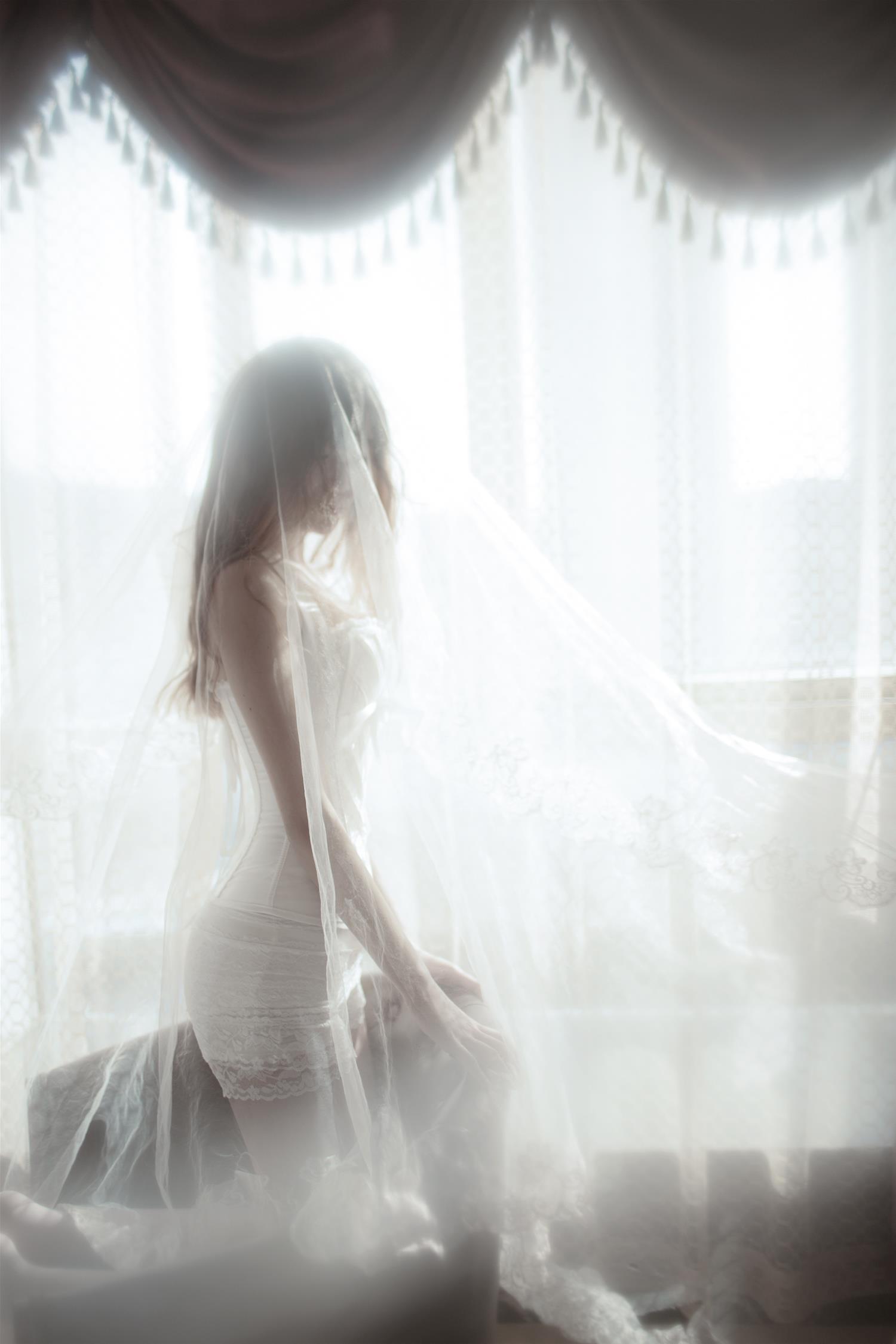 一米八的大梨子 欧美清晨 [10P-19MB]