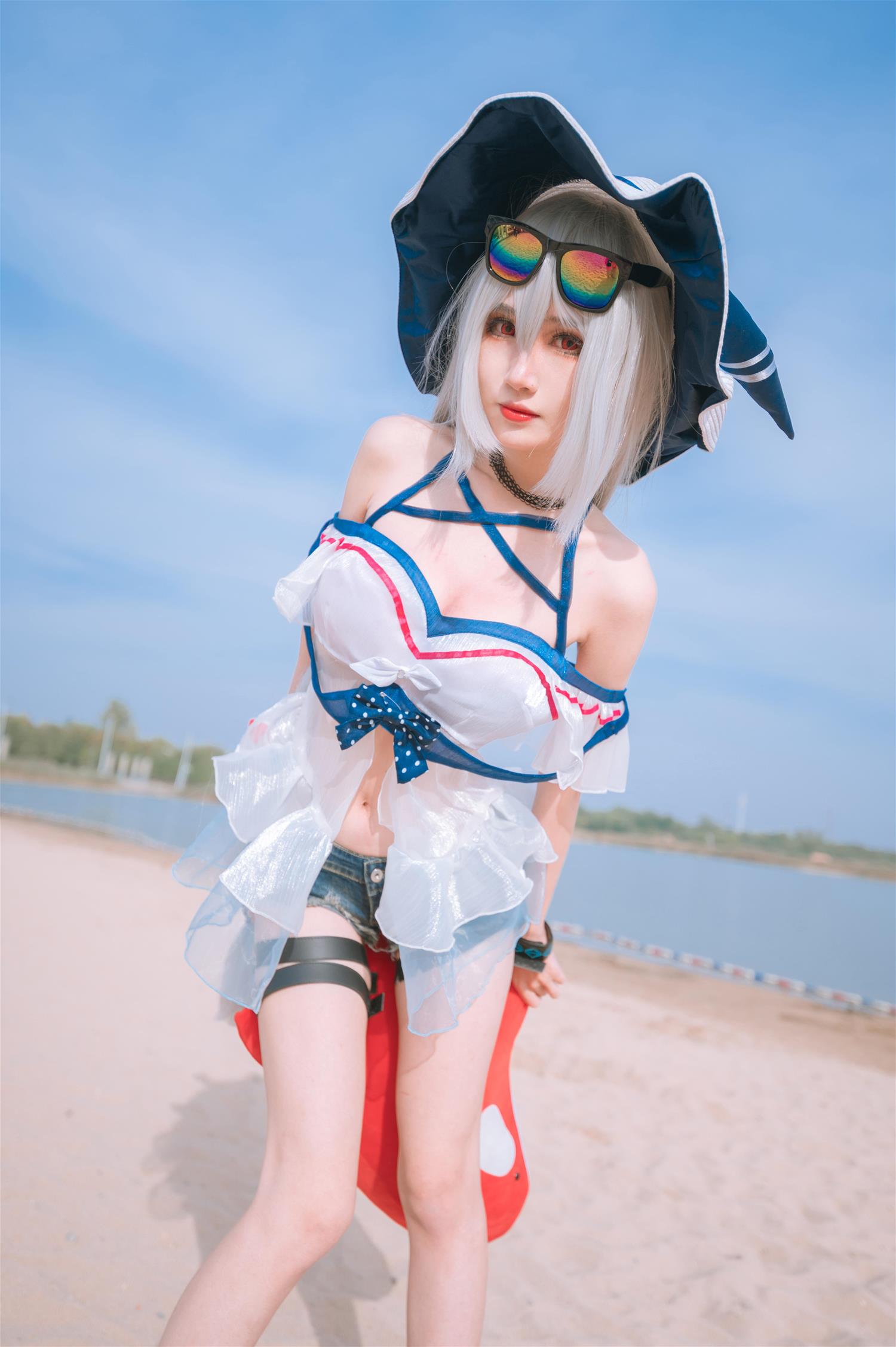 妖君白研 明日方舟斯卡蒂 COS正片 [13P-58MB]