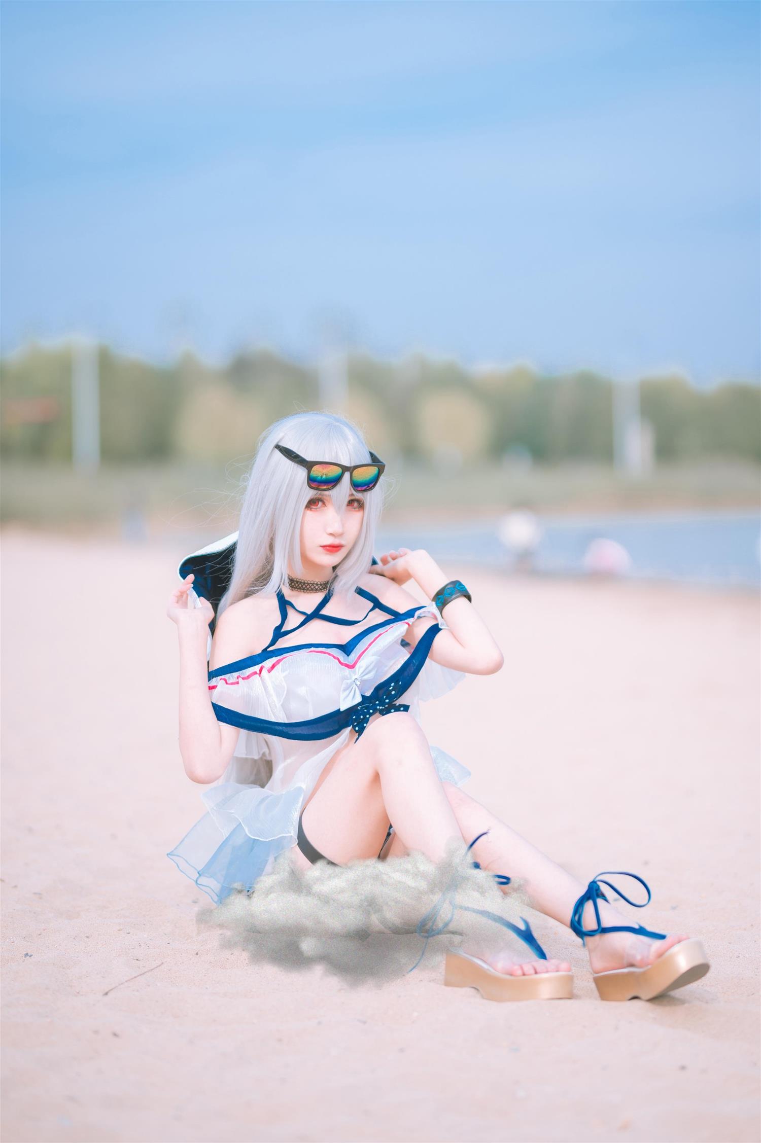 妖君白研 明日方舟斯卡蒂 COS正片 [13P-58MB]