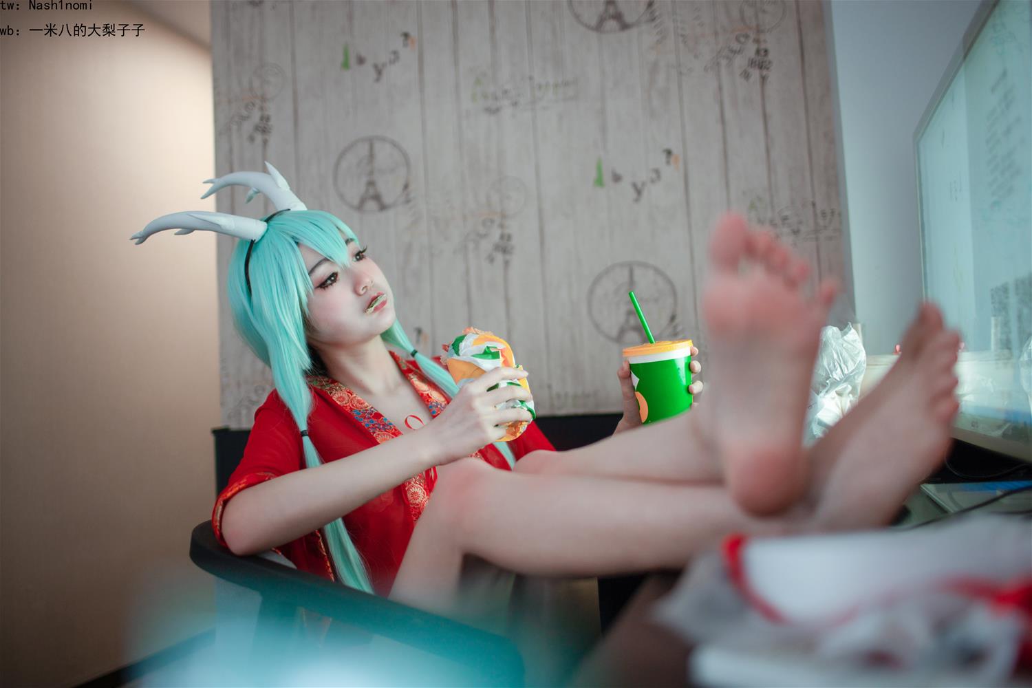 一米八的大梨子 龙王 [23P-236MB]