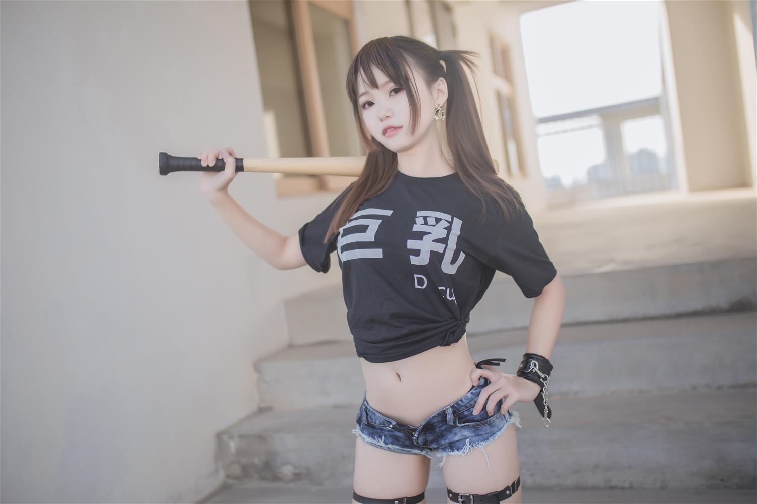 Yoko宅夏 巨乳 [28P-146MB]