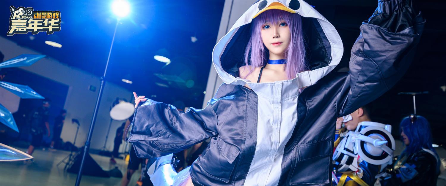 妖君白研 FATEGRAND ORDER场照漫展COS梅尔特莉莉丝FGO泳着 [9P-68MB]