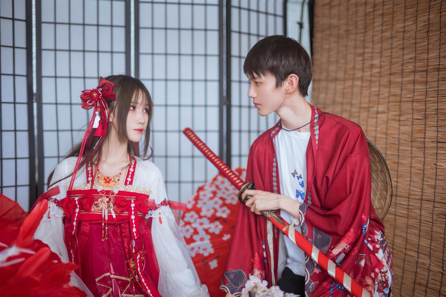 妖君白研 LOLITA装扮-—屿鹿共生 [8P-24MB]