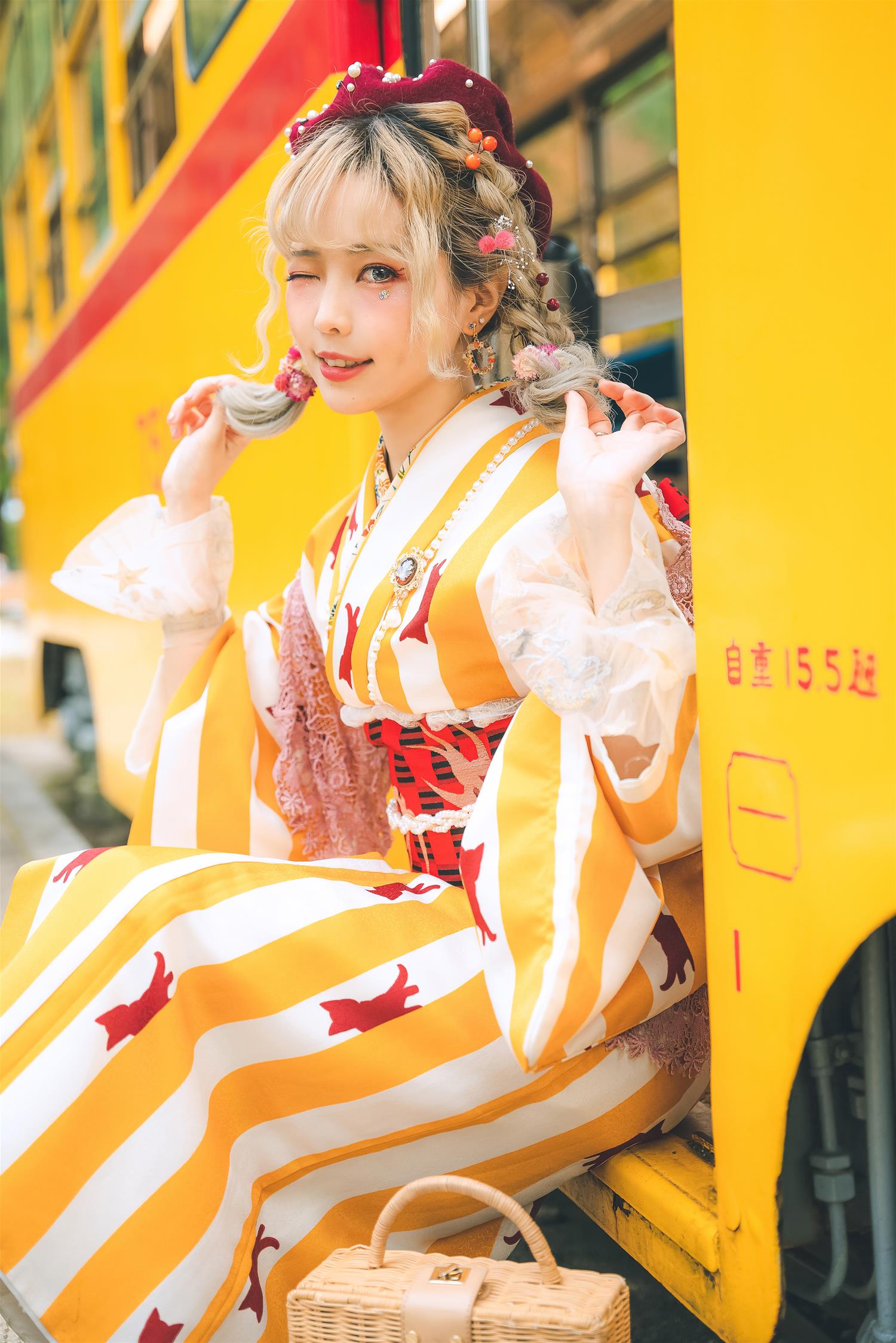 ElyEE子 Retro Kimono II [62P-282MB]