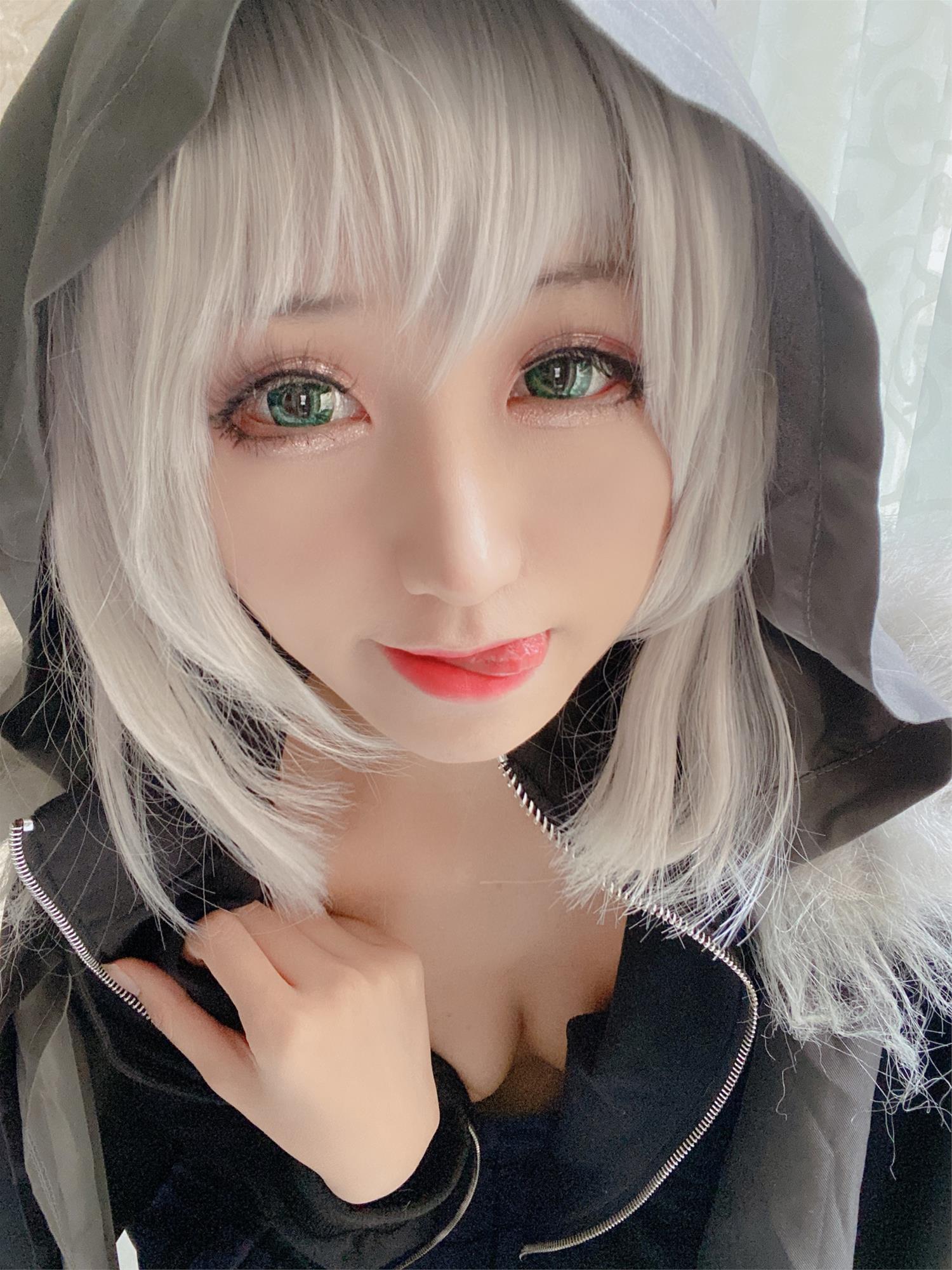 KuukoW Gray Fate [33P8V-145MB]