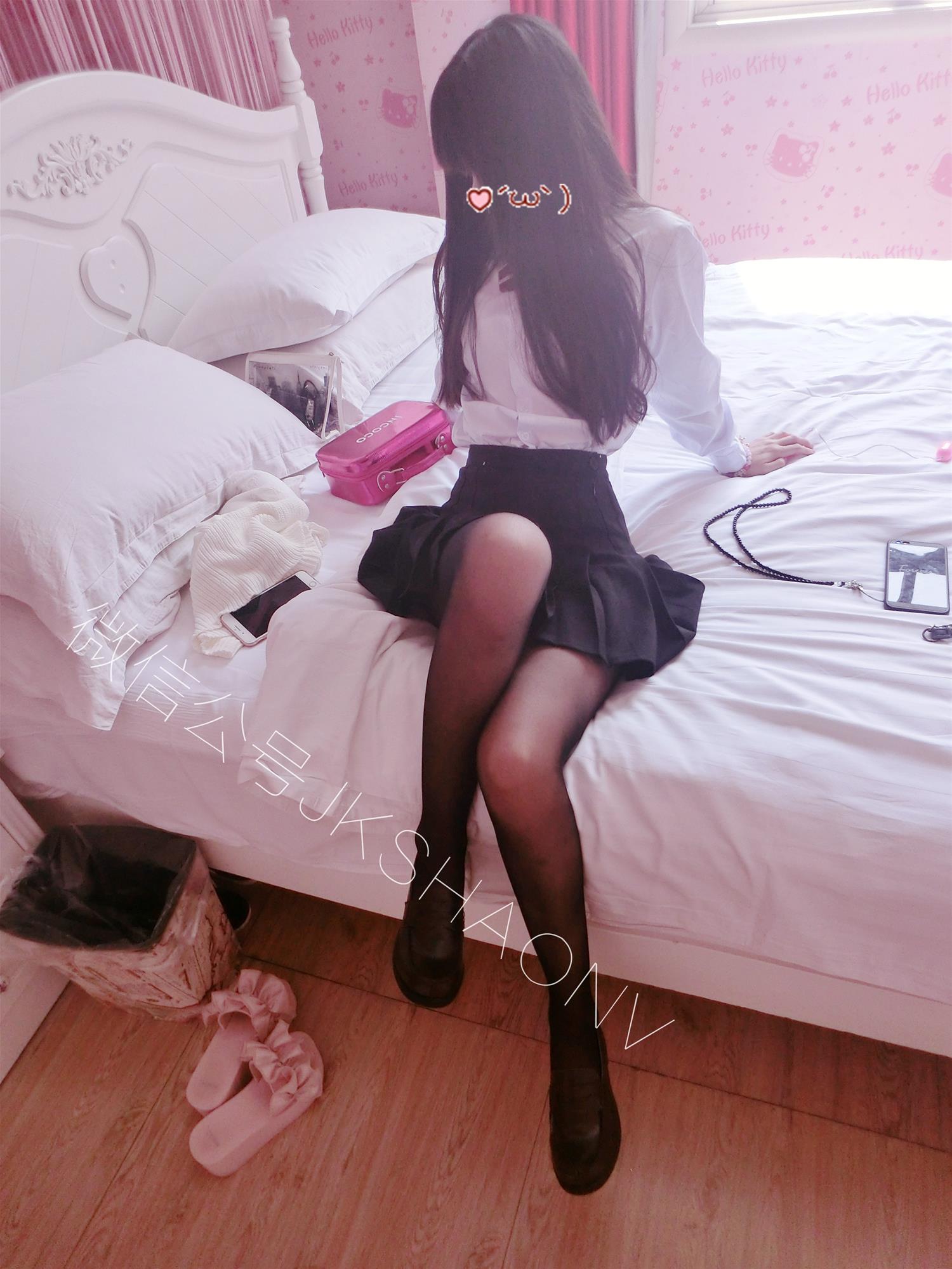 小学生赛高 脱掉你纯白衬衫主题 [60P-73MB]