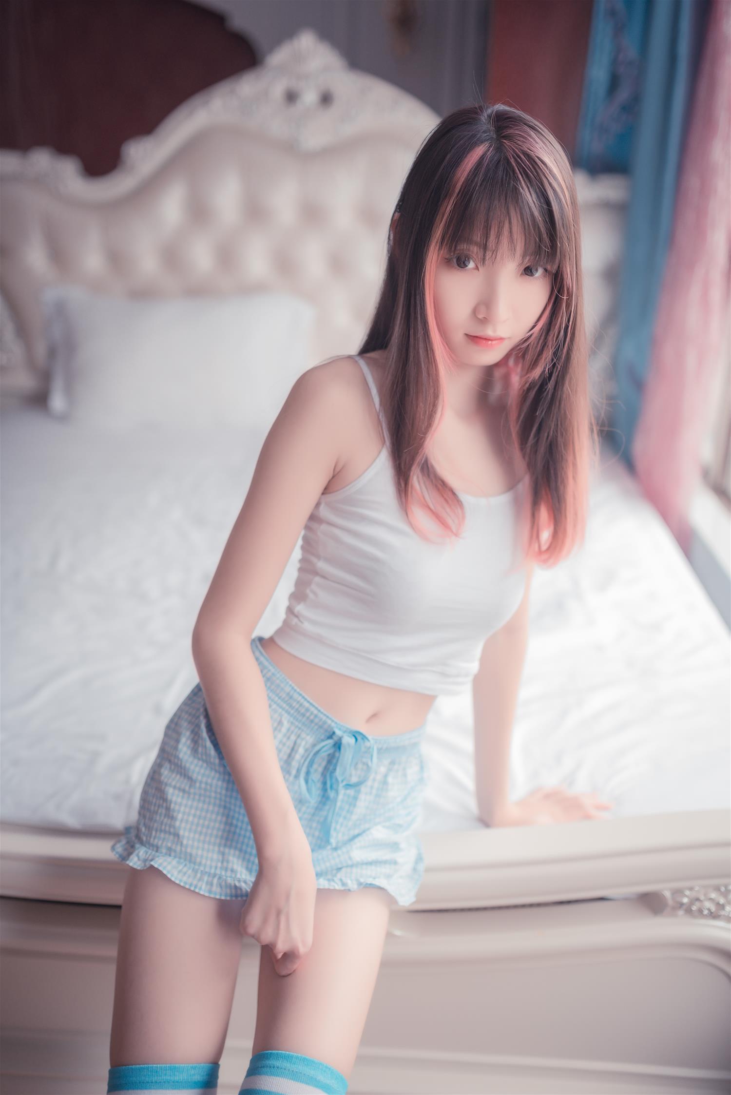 祖木子 蓝白条纹丝袜小可爱 [50P-260MB]