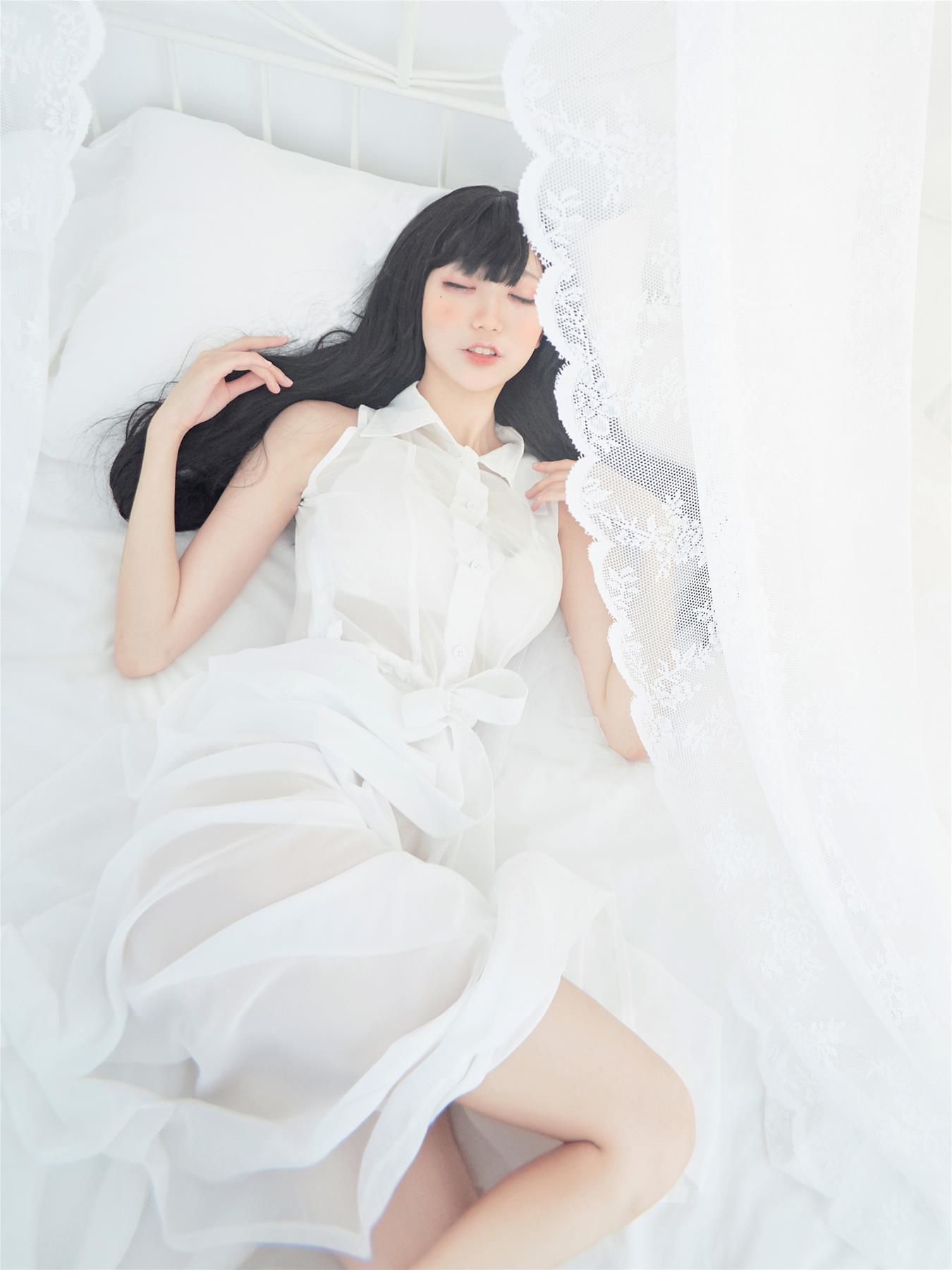 周叽是可爱兔兔 恶魔姐姐 [10P-46MB]