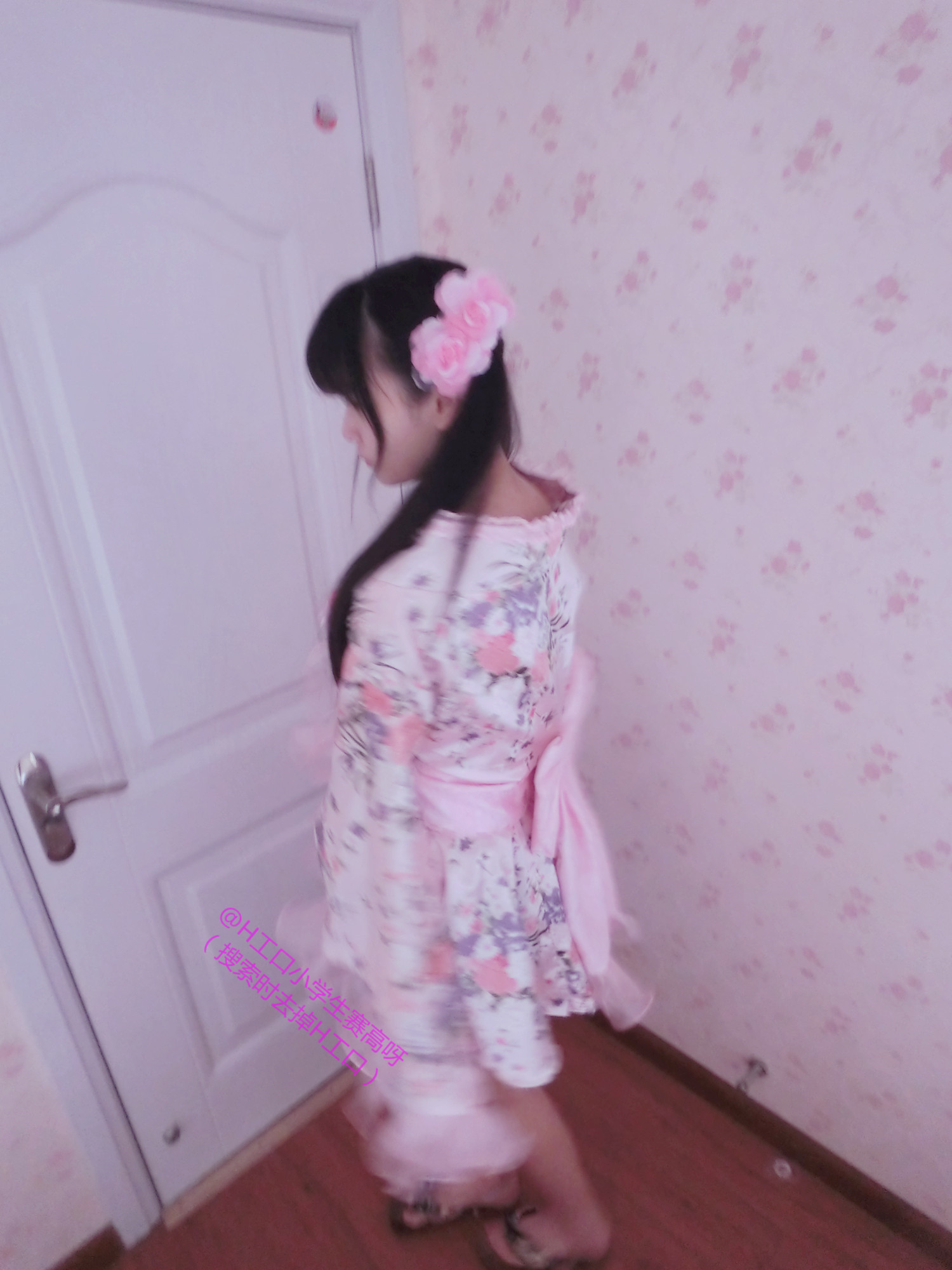 小学生赛高 性感浴衣 [44P-23MB]