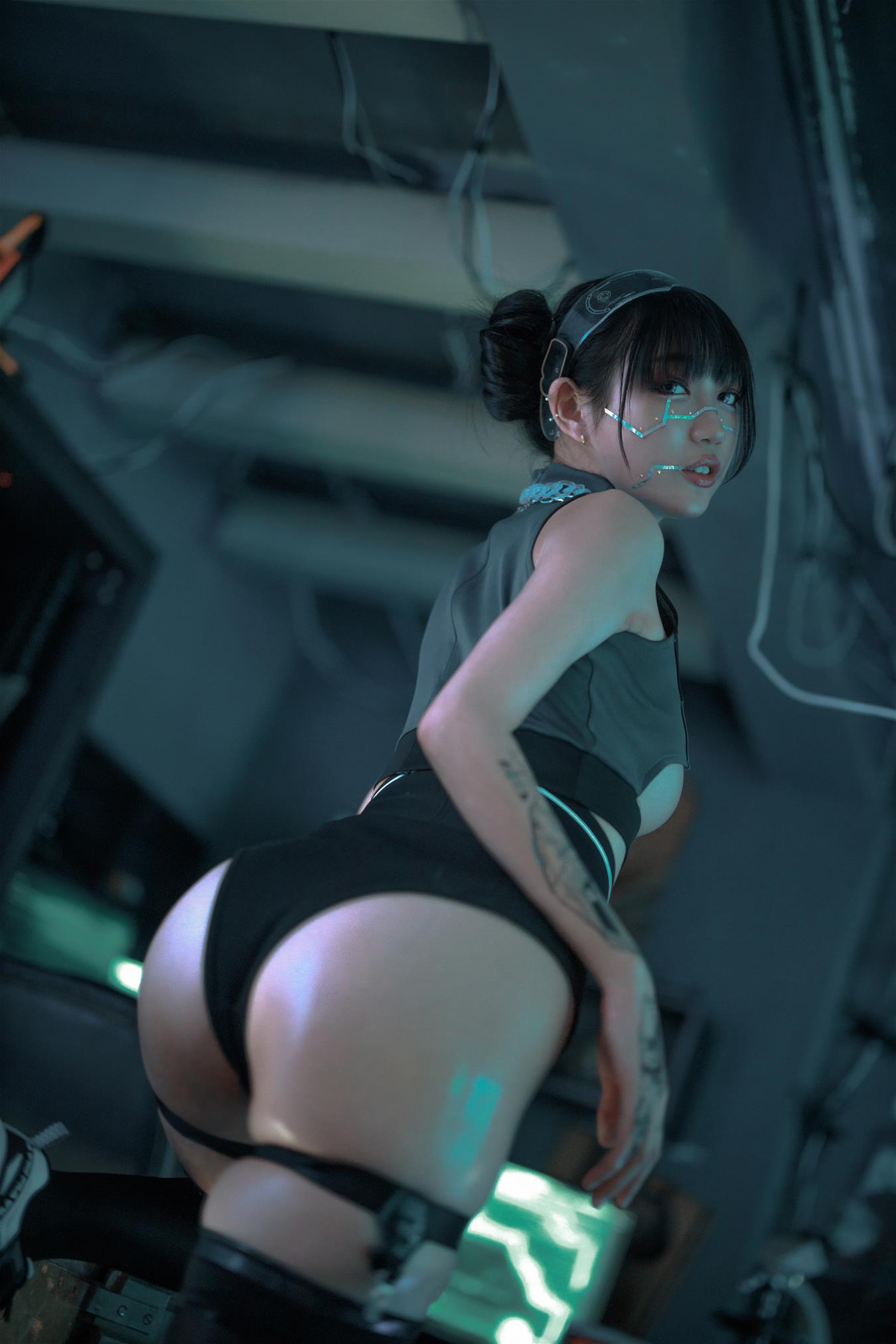 周叽是可爱兔兔 仿生人形 [39P-892MB]