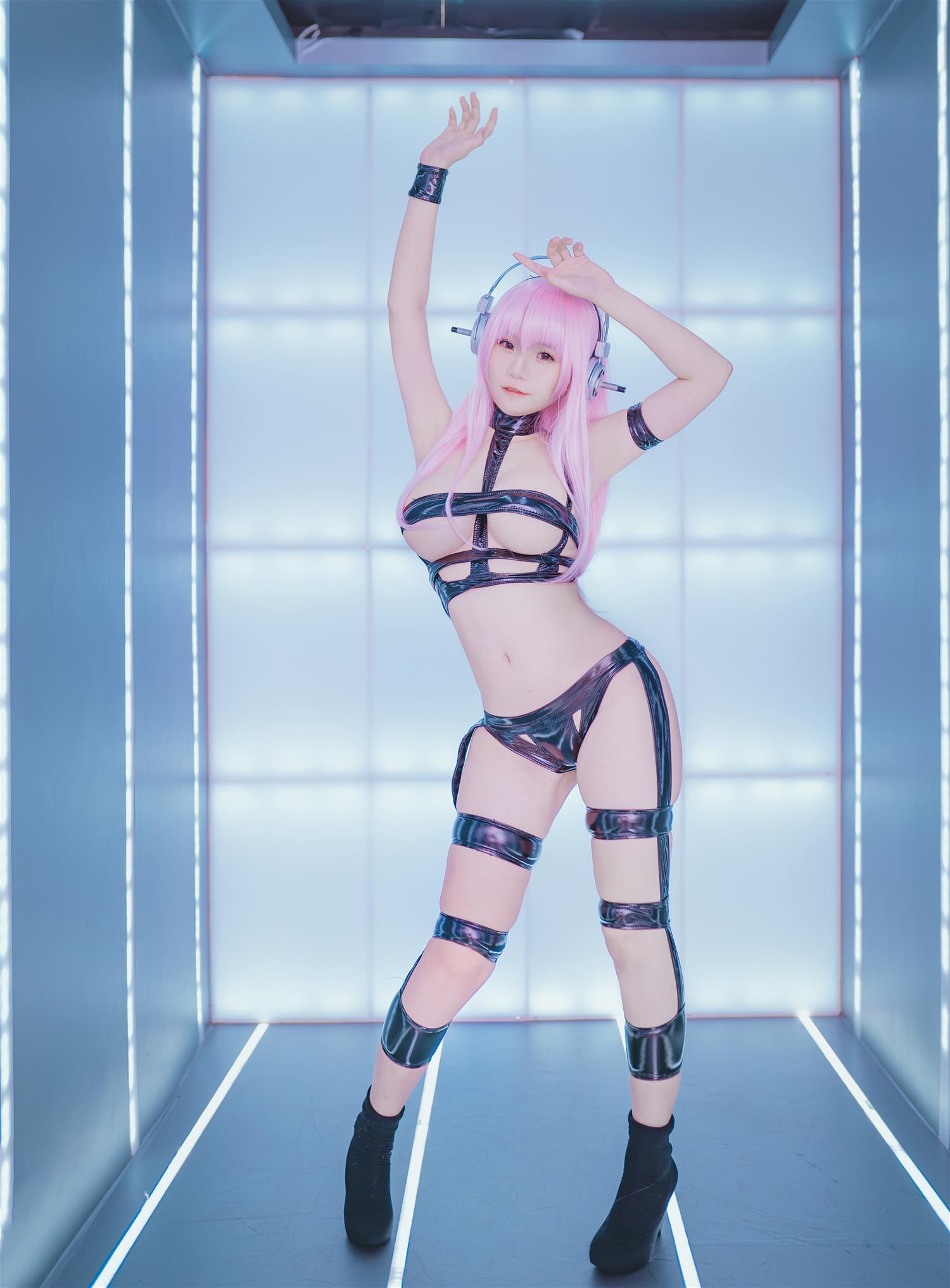 Yoko宅夏 索尼子胶带 [15P-125MB]