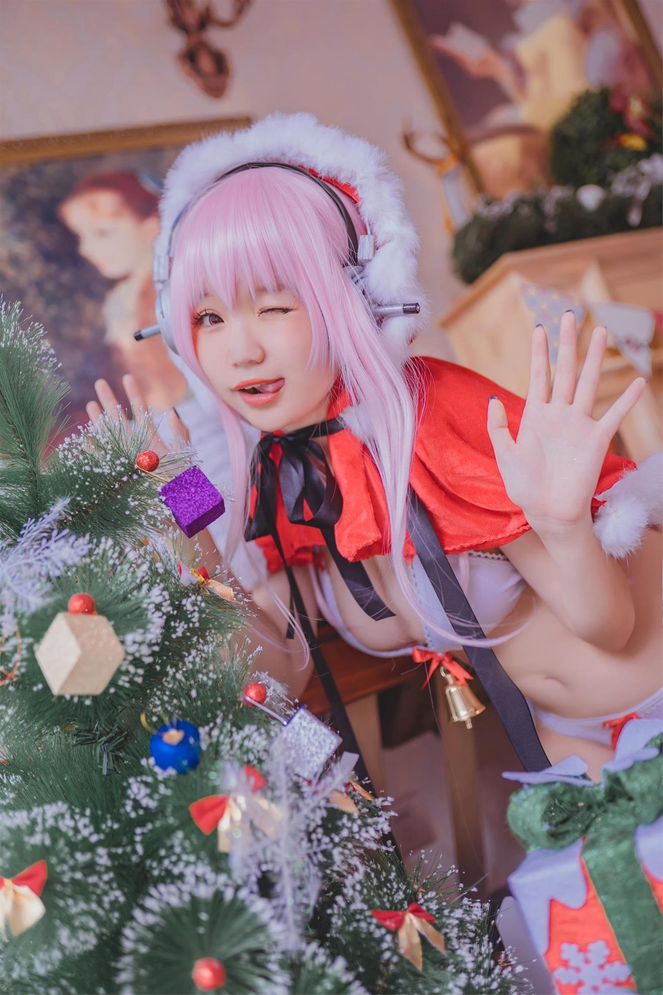 Yoko宅夏 索尼子圣诞 [18P-200MB]