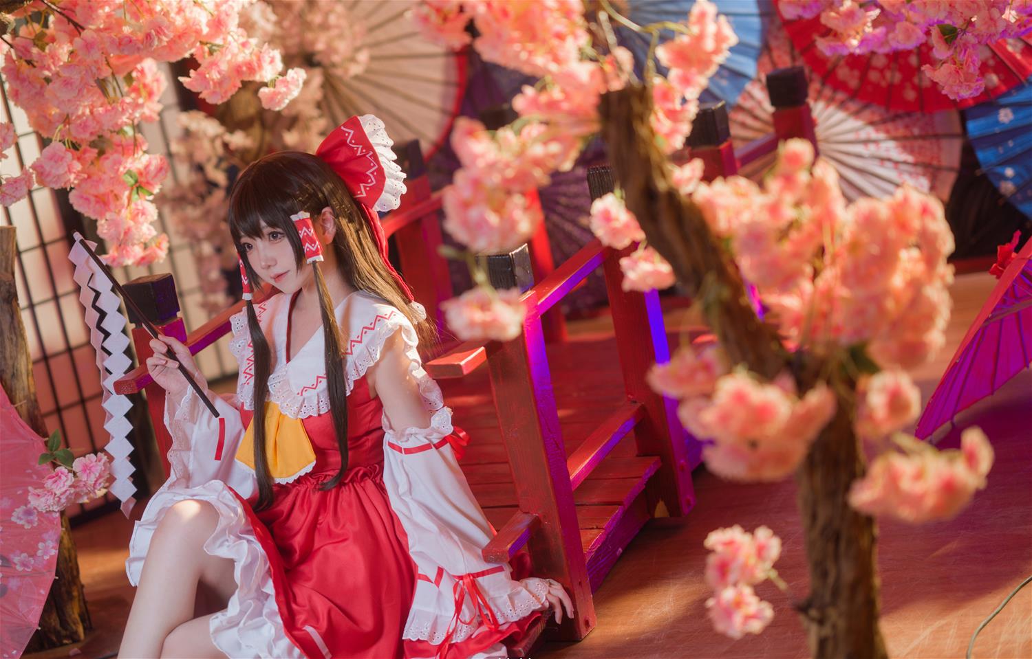 Akisoso秋楚楚 博丽灵梦 [12P-115MB]