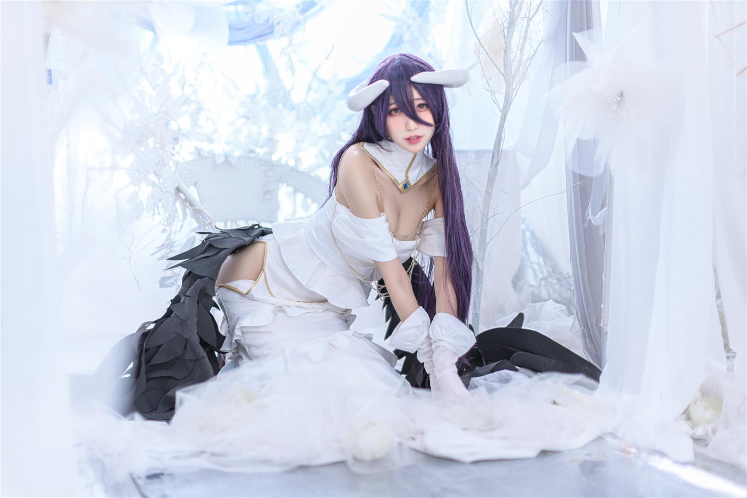 周叽是可爱兔兔 雅儿贝德 [16P-226MB]