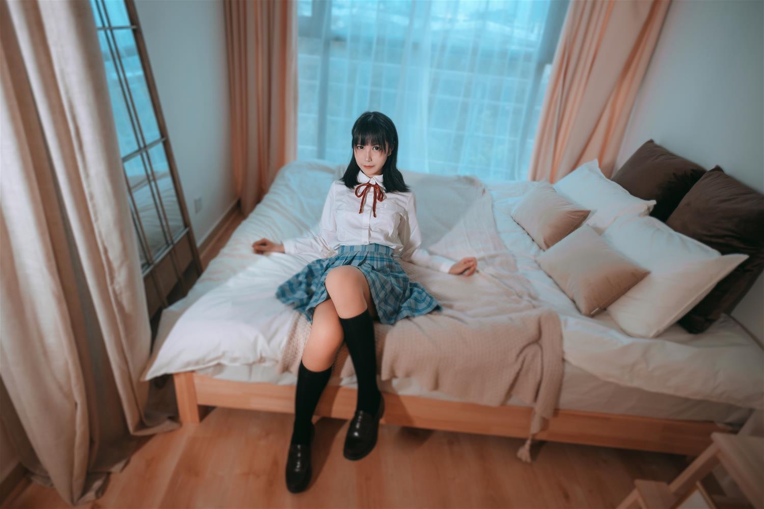 枸名 女儿的朋友 [14P-54MB]