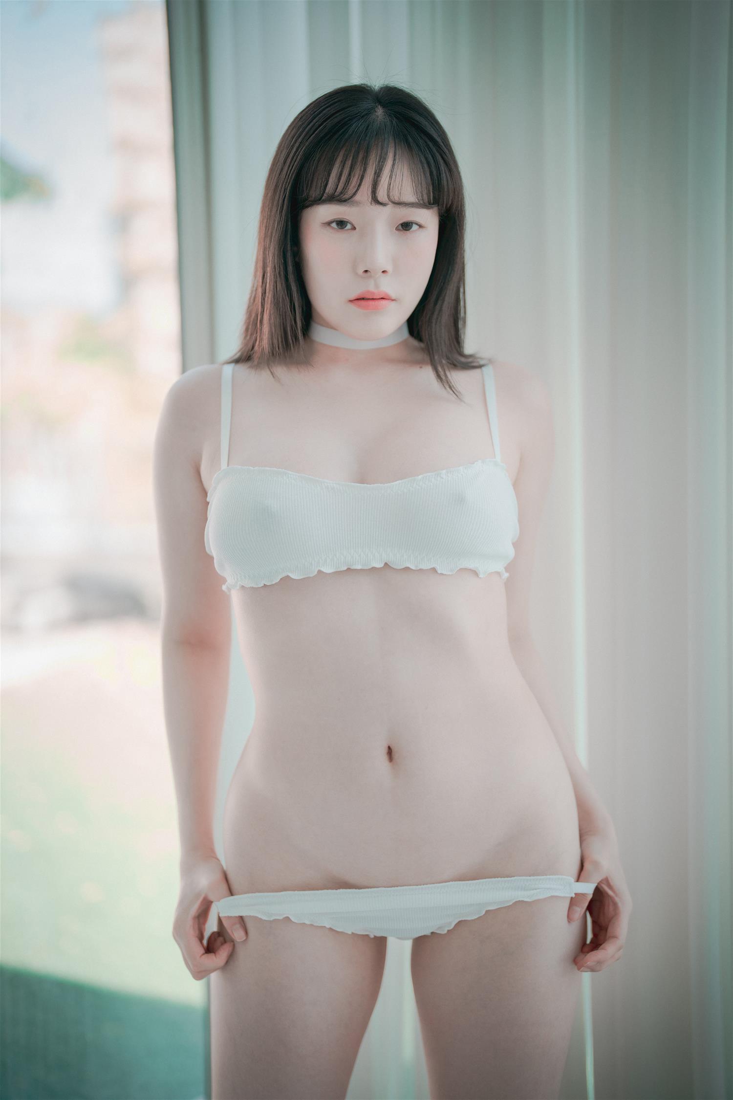 Pia (피아) DJAWA Cozy White [77P-1.48GB]